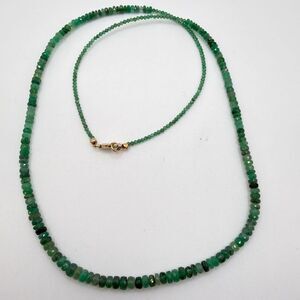 25" hand faceted EMERALD rondelle and round beaded necklace with 14kt YG clasp!